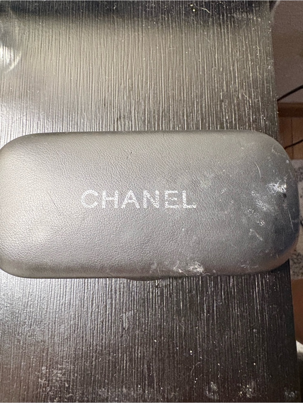 CHANEL Black Sunglasses with Gold CC Accent - Picture 5 of 6